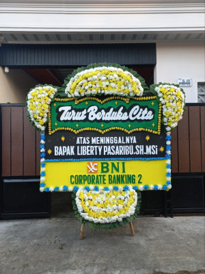 Papan Bunga Duka di KEPULAUAN SELAYAR