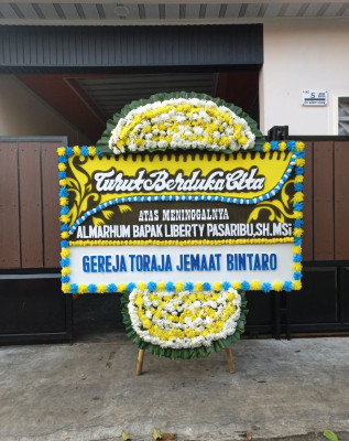 Papan Bunga Duka di KEPULAUAN SELAYAR